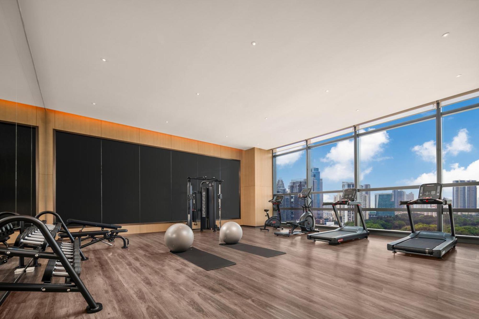 Express Futian Center By Ihg 4* Shenzhen